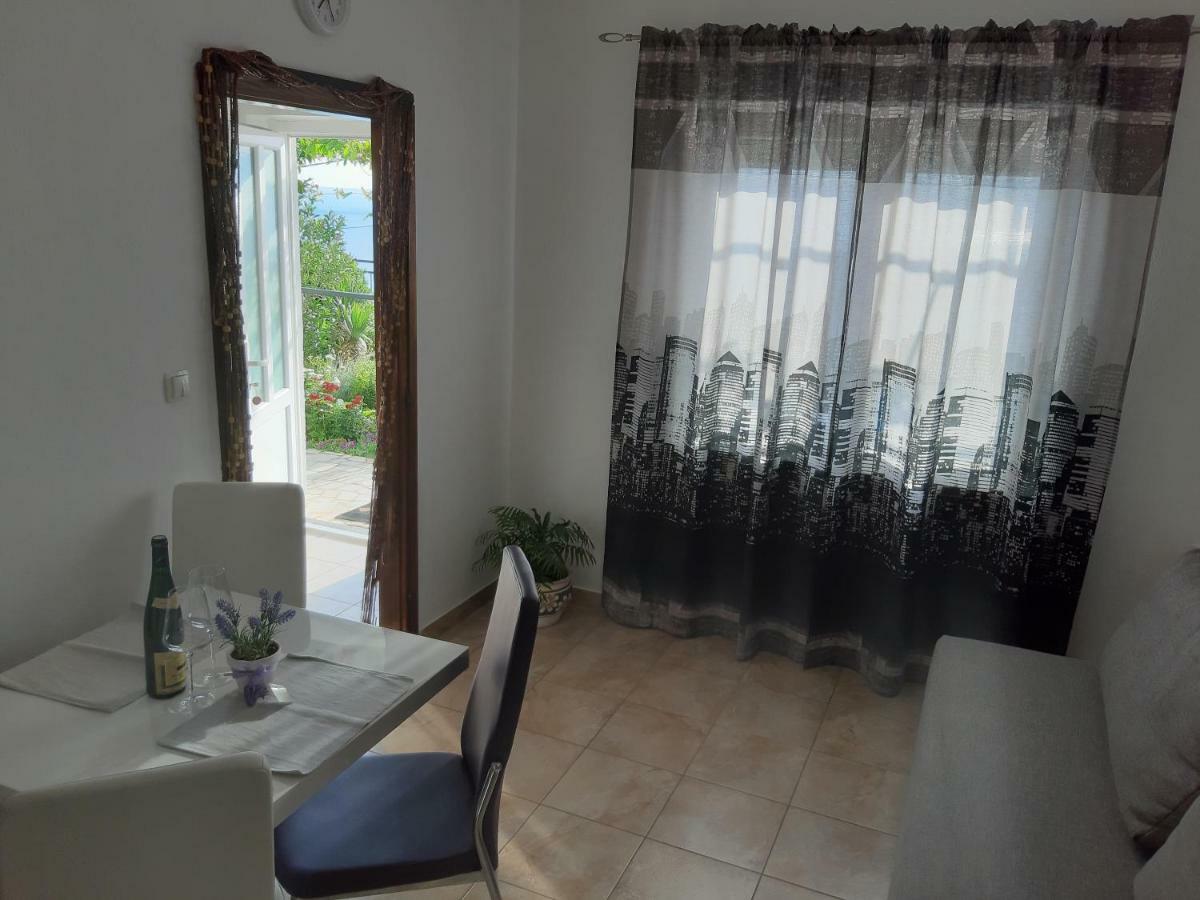 Apartment Little Princess Dora Senj  Exteriér fotografie